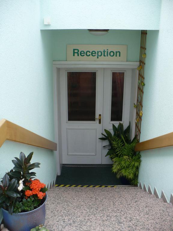 Hotel Am Birkenweg Erlangen Exterior photo